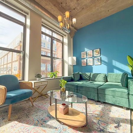 Mccormick Place Beautiful 2Br Apartment With Optional Parking Sleeps Up To 8 Near Soldier Field, Grant Park And Lakefront Trail ชิคาโก ภายนอก รูปภาพ