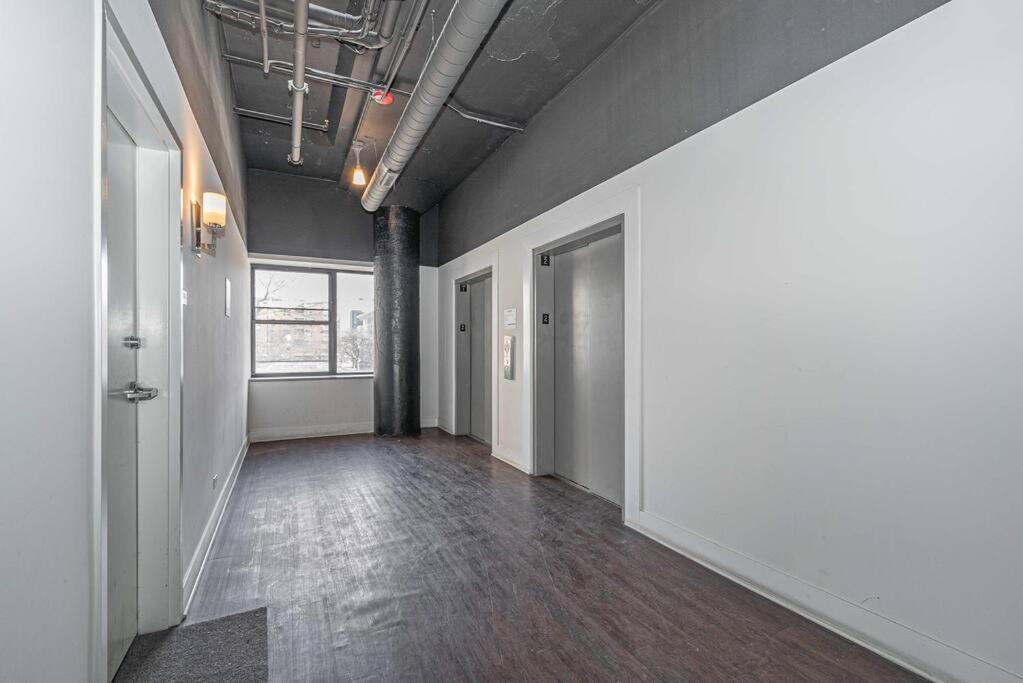 Mccormick Place Beautiful 2Br Apartment With Optional Parking Sleeps Up To 8 Near Soldier Field, Grant Park And Lakefront Trail ชิคาโก ภายนอก รูปภาพ